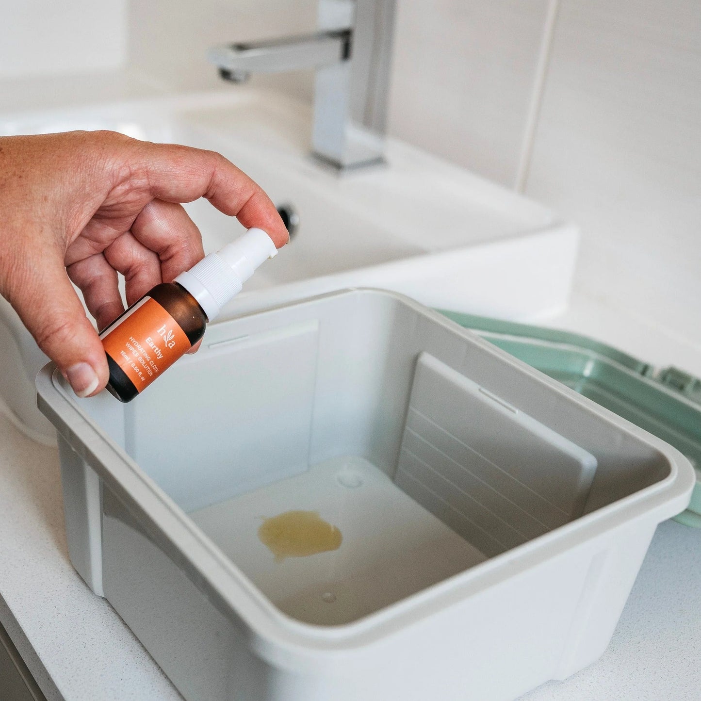 Here & After Hydrating Cloth Wipes Solution 15ml